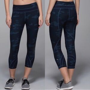 Lululemon run inspired crop camp oil silk blue